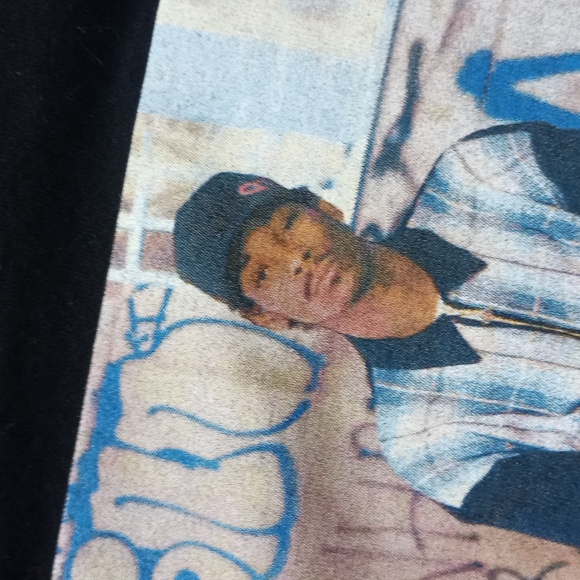 Snoop Dogg Standing In Front Of Car T-Shirt UNISEX - Picture 4 of 4